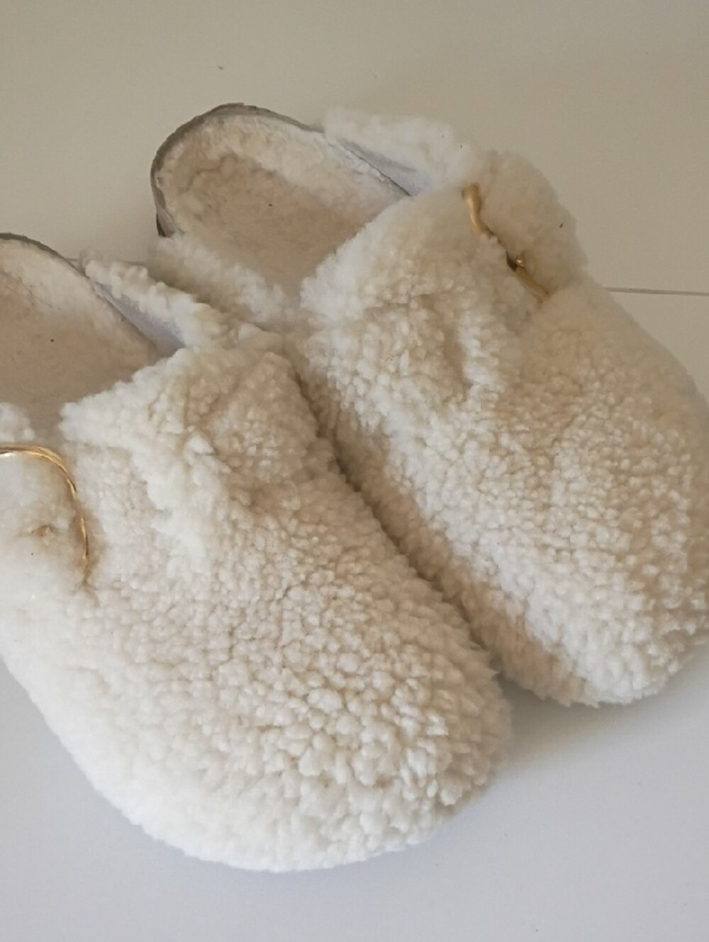 Birkenstock Boston Teddy clogs in the eggshell shearling colorway size 39 US 8 - Picture 5 of 10